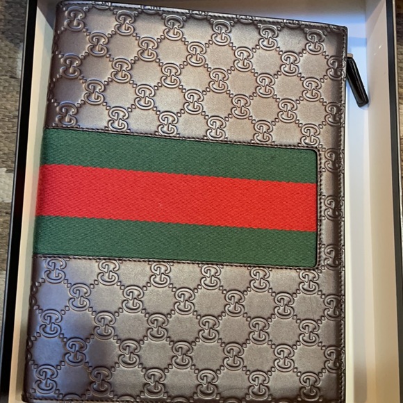 Gucci toiletry case large new in box - Picture 11 of 16